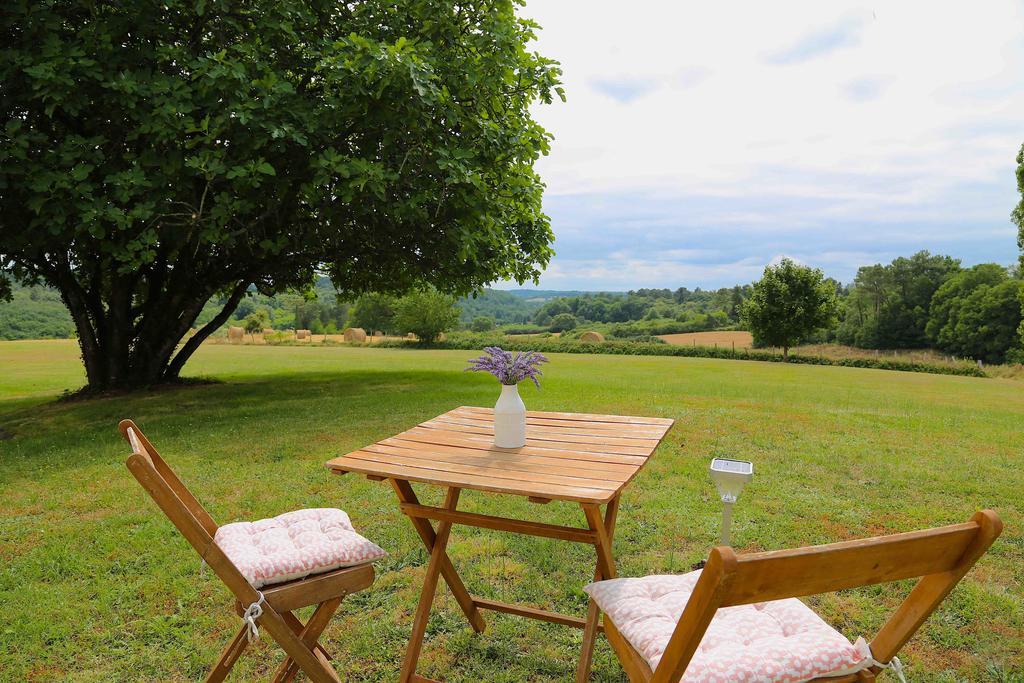 Gites Boutique Villamblard ภายนอก รูปภาพ